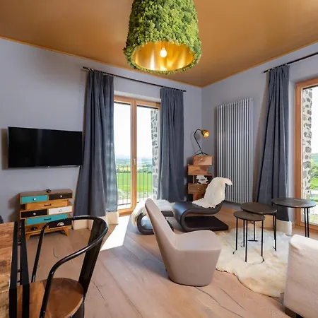 Oblik Louny